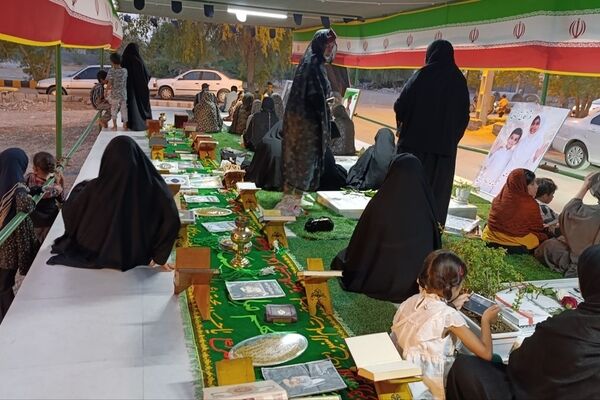 تجدید میثاق با منجی عالم در میدان شهدای میناب