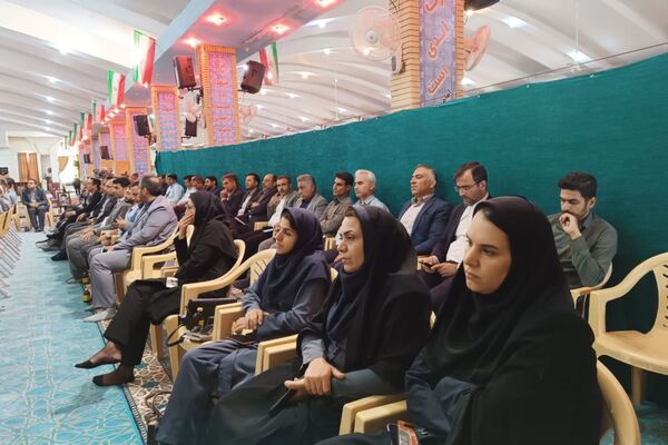 جلسه شورای اداری شهرستان لارستان