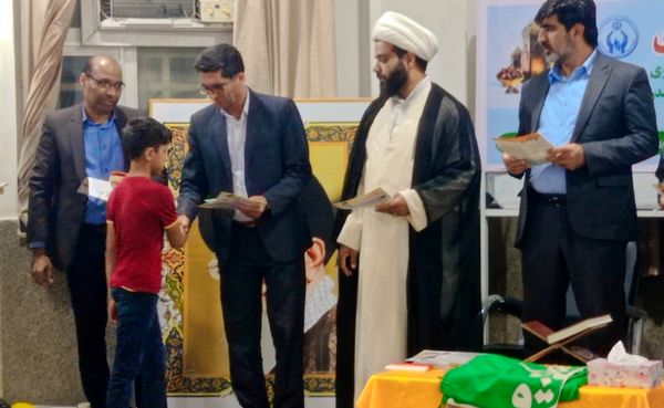 اطعام مهدوی به همت کمیته امداد امام خمینی(ره) در بندرخمیر برگزار شد