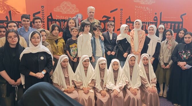 برگزاری آیین مشاعره در باغ کتاب تهران