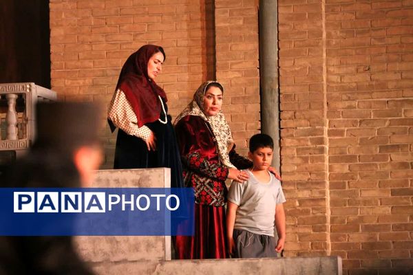 اجرای نمایش ضیافت کشتارگاه 