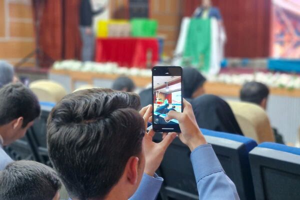 آیین تجلیل از برگزیدگان مسابقات قرآن و عترت بسیج قرچک
