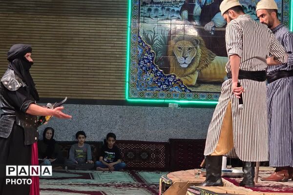 در سایه سوگ محرم، گرد هم آمدن مردم برای یادآوری حوادث کربلا