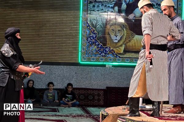 در سایه سوگ محرم، گرد هم آمدن مردم برای یادآوری حوادث کربلا