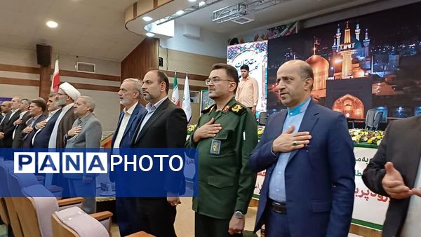 ششمین اجلاس سراسری نماز دانش‌آموزان در سمنان