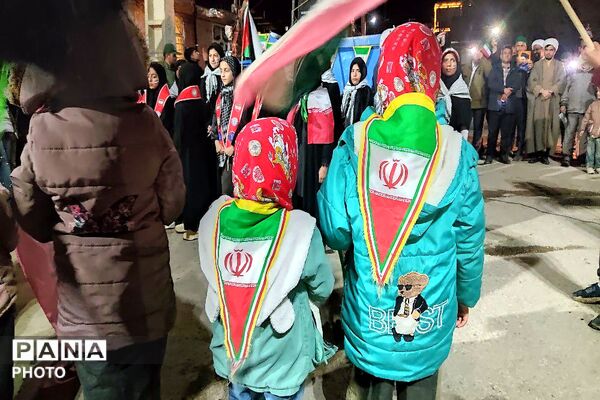 کودکان پای کار ایران در تجمعات مردمی شهر بار