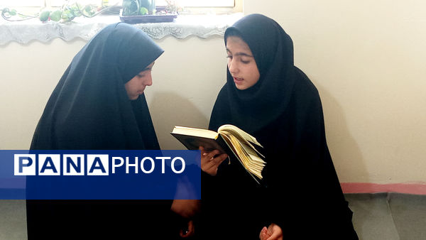 ۷۰ دانش‌آموز در قاب نور؛ مسابقه حفظ قرآن در دارالقرآن ندای رحمت