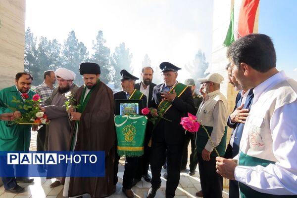 استقبال از خادمان حرم حضرت فاطمه معصومه (س) در شهر درق