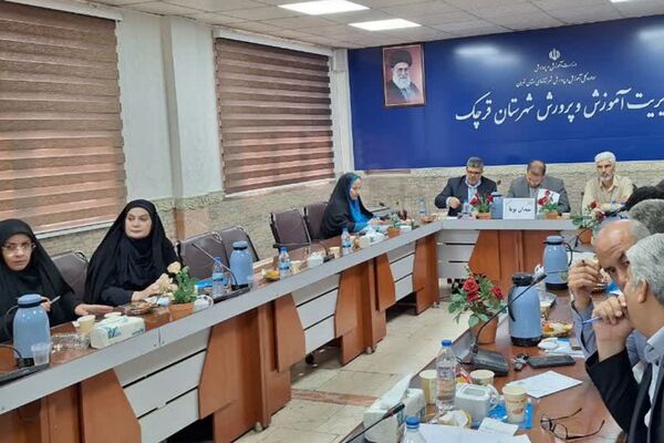 برگزاری جلسه با مدیران مدارس با محوریت طرح میدان پویا