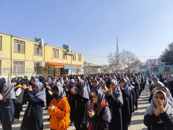 تمرین آمادگی پیشتازان دبیرستان شاهد شهید حمامی ناحیه ۶ مشهد