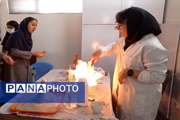 بازدید علمی و پژوهشی دانش‌آموزان از انگاریوم دانشگاه فردوسی