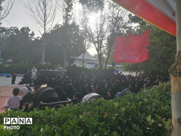 دعای پرفیض عرفه در موسسه جوانان آستان قدس رضوی