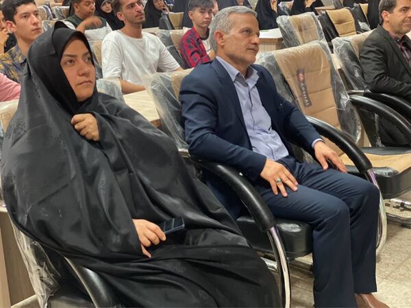 همایش بصیرتی و مشارکت افزایی در انتخابات ویژه دانش‌آموزان رای اولی شهرستان مه‌ولات