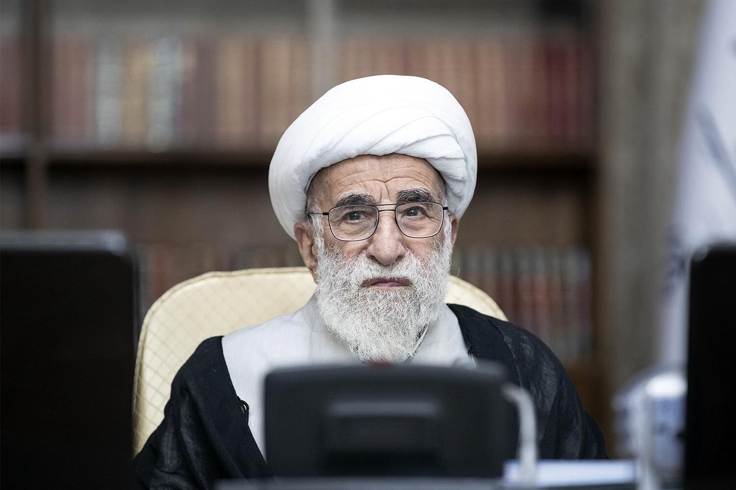 آیت الله جنتی: نگاه تمدن غرب به زنان استثماری است