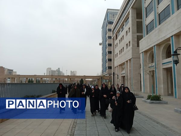 اردوی زیارتی و سیاحتی دارالقرآن سلسله الذهب در حرم مقدس امام رضا (ع)