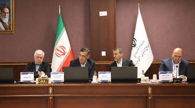 توان بازدارندگی دفاعی ایران حاصل تدبیر رهبری و اتکا به دانش بومی است/ ضرورت تقویت هویت ملی‌