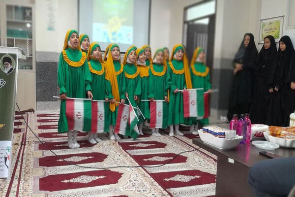 مراسم تجلیل از دانش‌آموزان ممتاز شاهد و ایثارگر شهرستان بوشهر