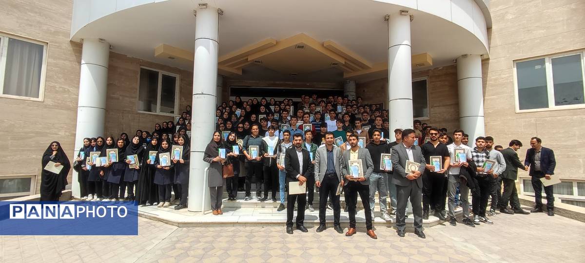 همایش بزرگ تجلیل از منتخبین المپیادهای علمی در دانشگاه آزاد شهرستان شیروان