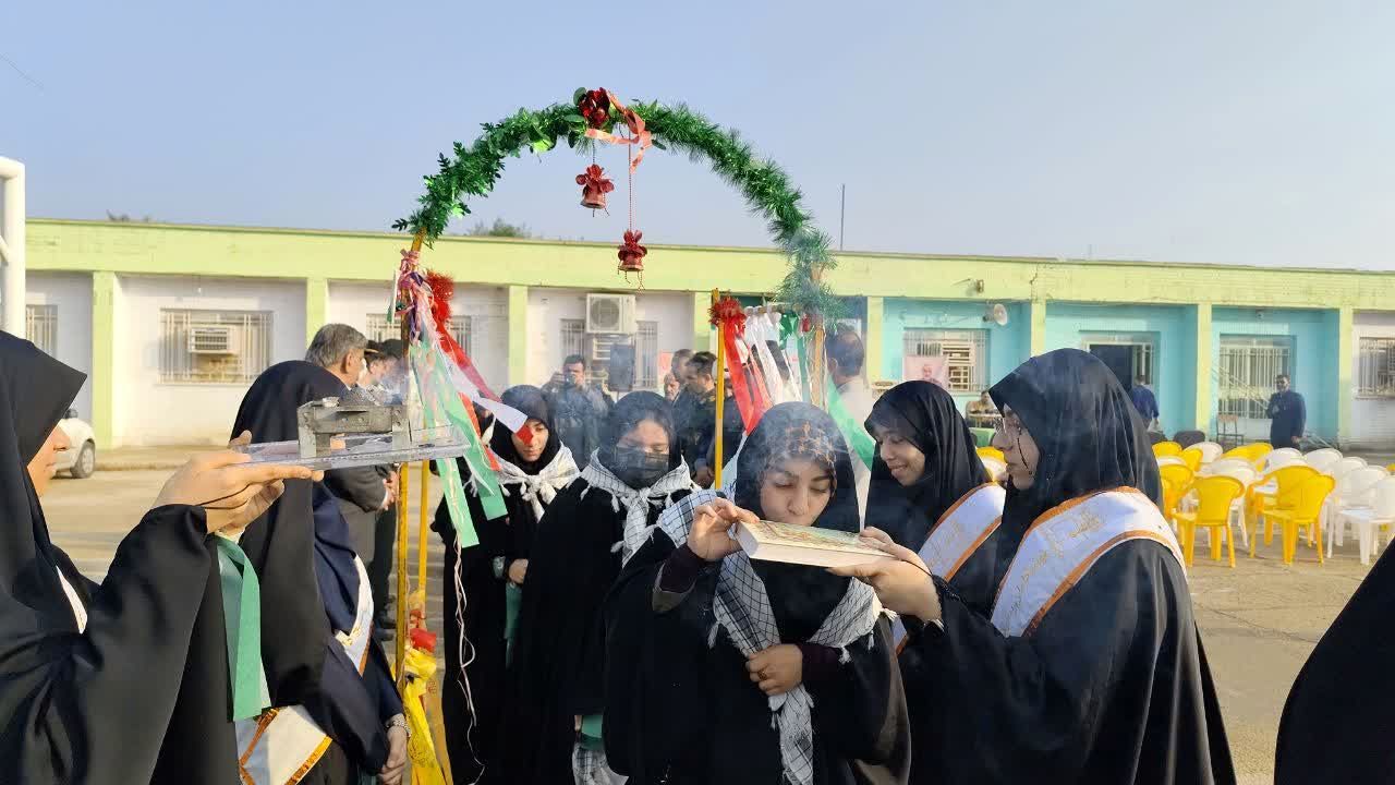 ۱۶۰ دانش‌آموز دختر طی کارونی به اردوی راهیان نور اعزام شدند 