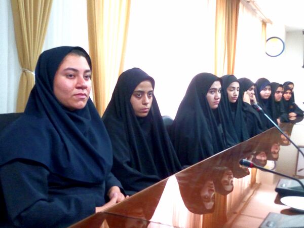 کارگروه دائمی  دختران نوجوان  شهرستان کاشمر 