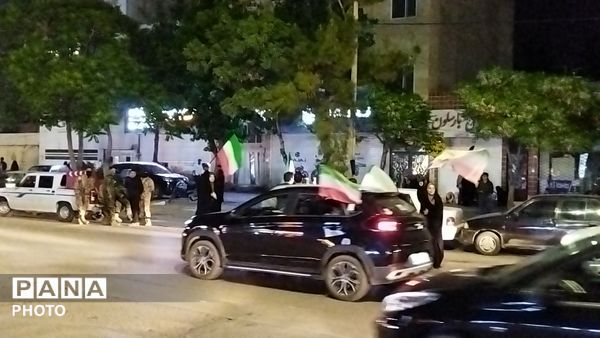 شصت و هشتمین رژه خودرویی در بلوار فضل نیشابور 