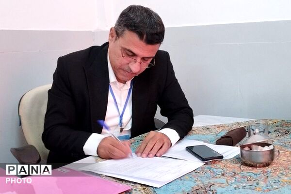 سومین جشنواره تدریس برتر در بهارستان‌دو