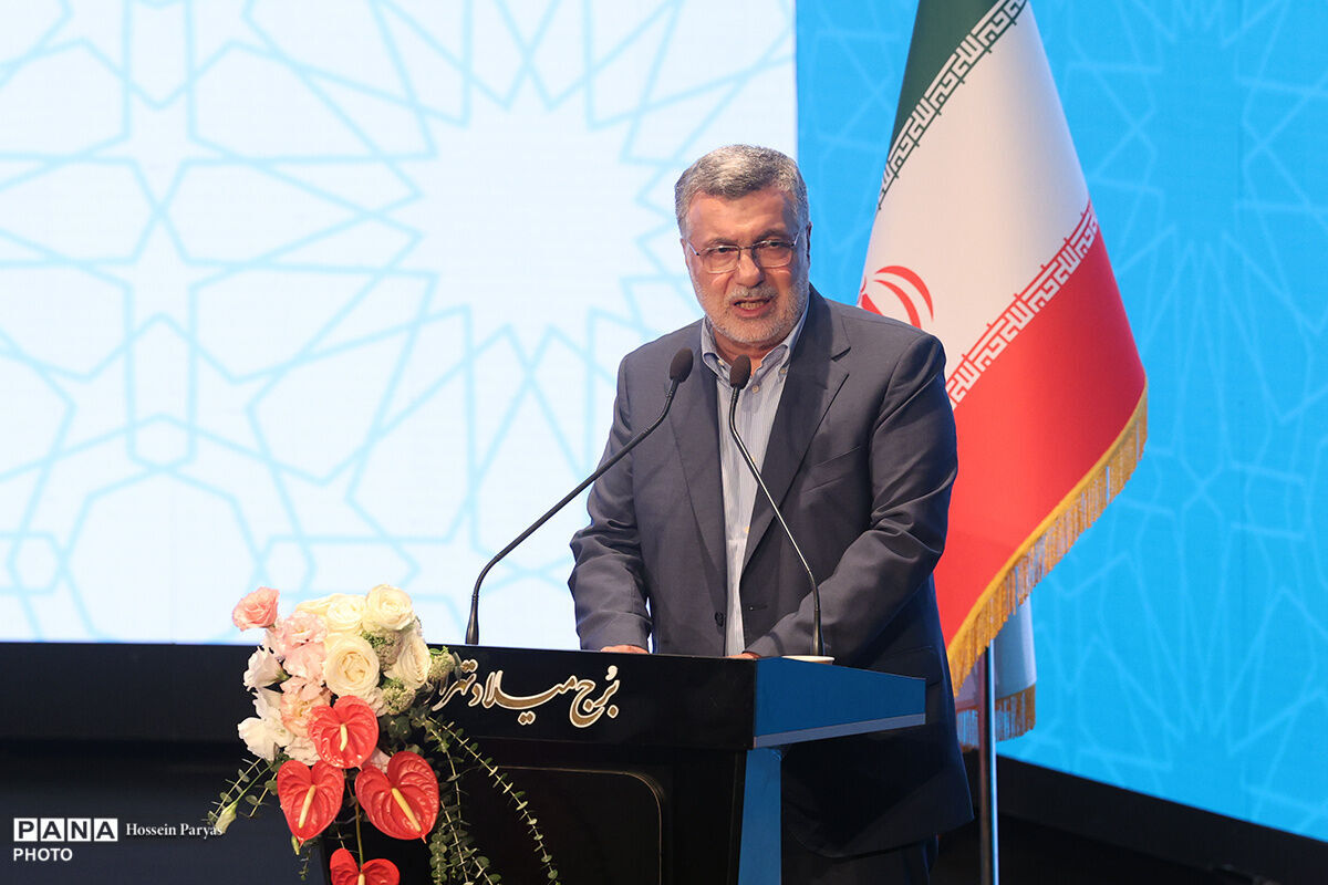 پیگیری مسائل پرستاران در سطح مراجع تصمیم‌گیر