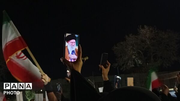 راهپیمایی گسترده مردمی در محکومیت حملات اخیر و تجلیل از شهیدان مقاومت  