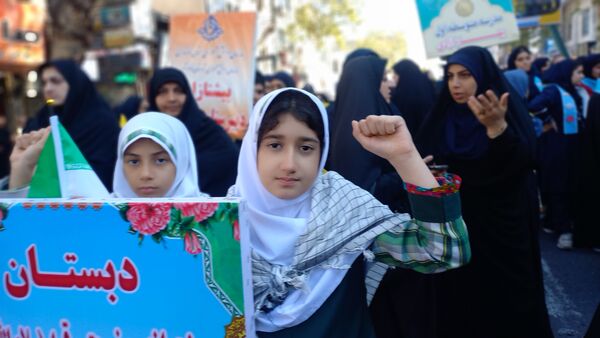 راهپیمایی ۱۳ آبان در قائمشهر