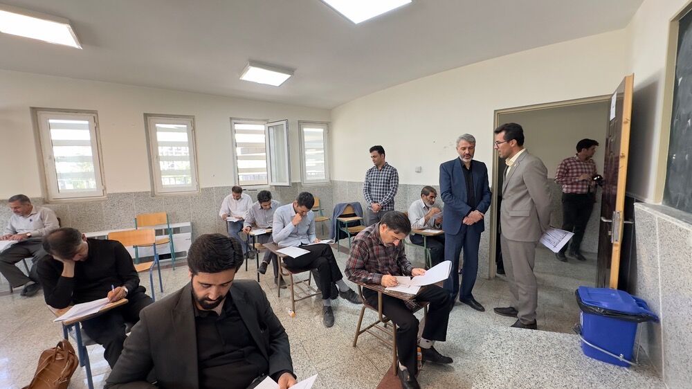 برگزاری آزمون جذب مدرسان آموزش خانواده استان مرکزی
