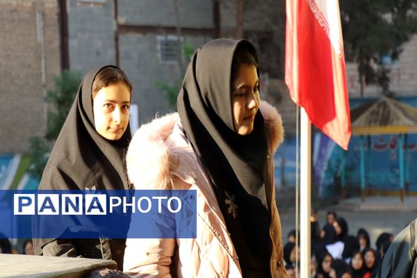 صبحگاه مدرسه شیخ مفید پاکدشت