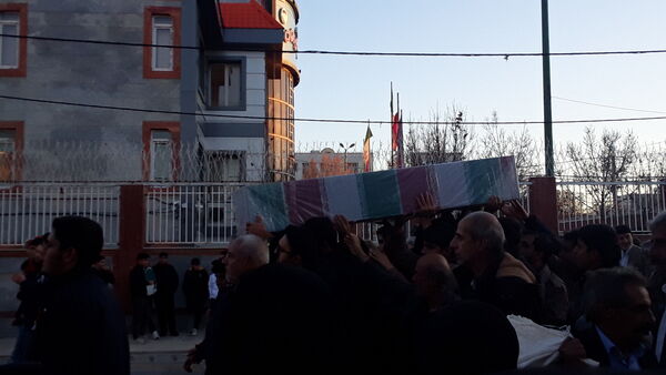 در آغوش خاک؛ یادواره شهیدان گمنام