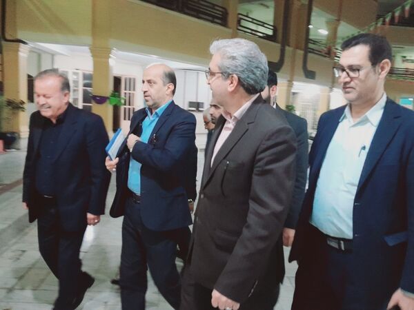 بازدید معاون وزیر و رئیس مرکز اطلاع رسانی و روابط عمومی وزارت آموزش و پرورش از مدرسه ماندگار سعادت بوشهر