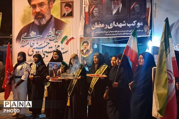 شامگاهی دیگر از حضور گرمه مردمان باشتی در کف خیابان‌ها