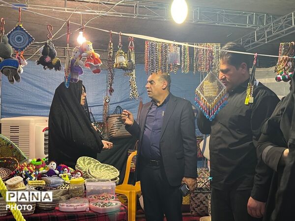 خدمت شبانه‌روزی موکب مرکزی اربعین دهلران به زوار امام حسین (ع)