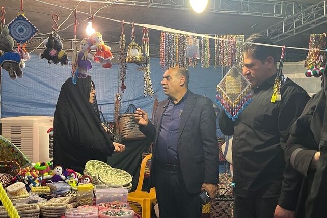 خدمت شبانه‌روزی موکب مرکزی اربعین دهلران به زوار امام حسین (ع)