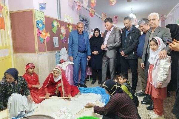 نمایشگاه «طرح بوم» در مدرسه بهادر صمدی