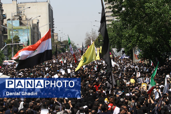 مراسم تشییع پیکر شهدای خدمت در تهران