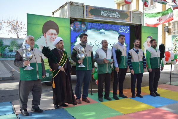 عطر رضوی در جشن نیمه شعبان مدرسه حکمت