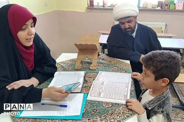 نور ایمان و رقابت؛ مسابقات قرآن، عترت و نماز دانش‌آموزان پسر در منطقه کهریزک 