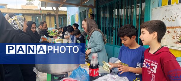 برپایی بازارچه در  دبستان امام جعفر صادق (ع) آشخانه