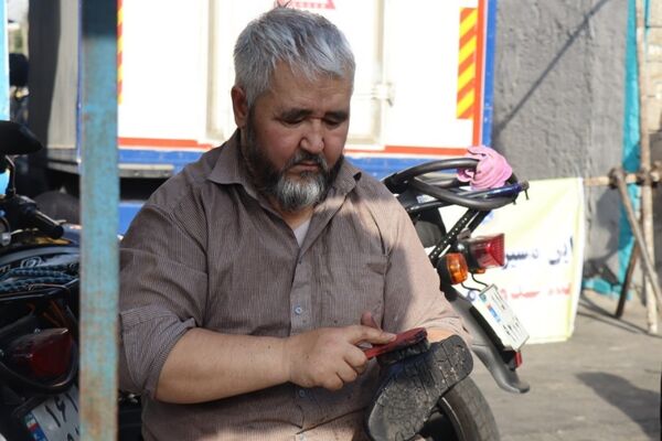 پای‌برهنه،در مسیر عشق