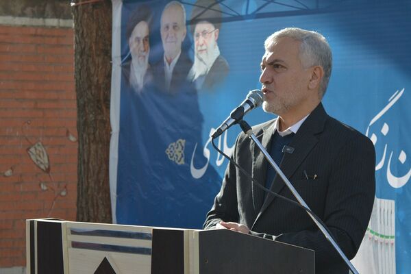 طنین زنگ انقلاب در بهارستان‌دو 