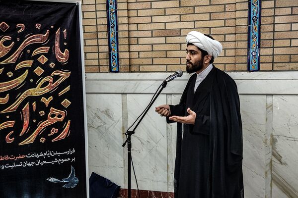 میز خدمت اداره فرهنگ شهرستان ری در مراسم نمازجمعه باقرشهر و کهریزک 