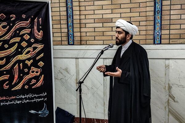 میز خدمت اداره فرهنگ شهرستان ری در مراسم نمازجمعه باقرشهر و کهریزک 