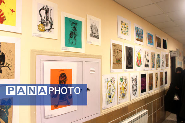 برپایی نمایشگاه هفته مشاغل در هنرستان شهید مهدی هندویان قم