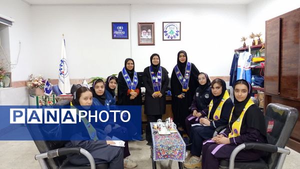 برگزاری کارگاه تخصصی خبرنویسی، عکاسی و طراحی پوستر ویژه دانش‌آموزان دختر در شهرستان جم