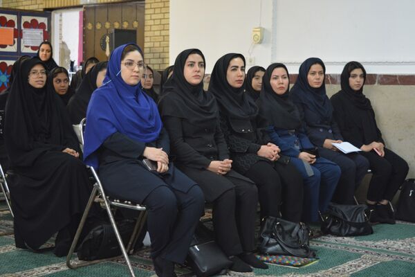 مدرسه حکمت میزبان هفته کتابخوانی