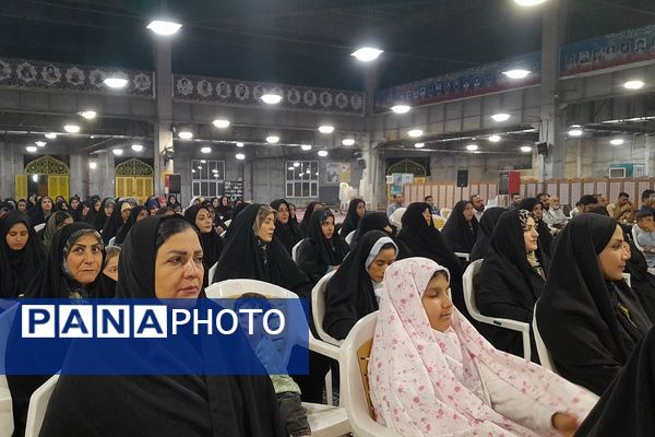 گردهمایی فعالان فرهنگی به‌مناسبت گرامیداشت مقام معلم در ناحیه دو بهارستان 