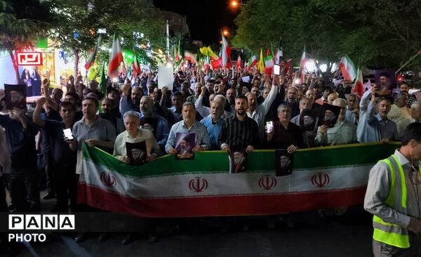همه ایران یکصدا و یکدل در دفاع از لبنان